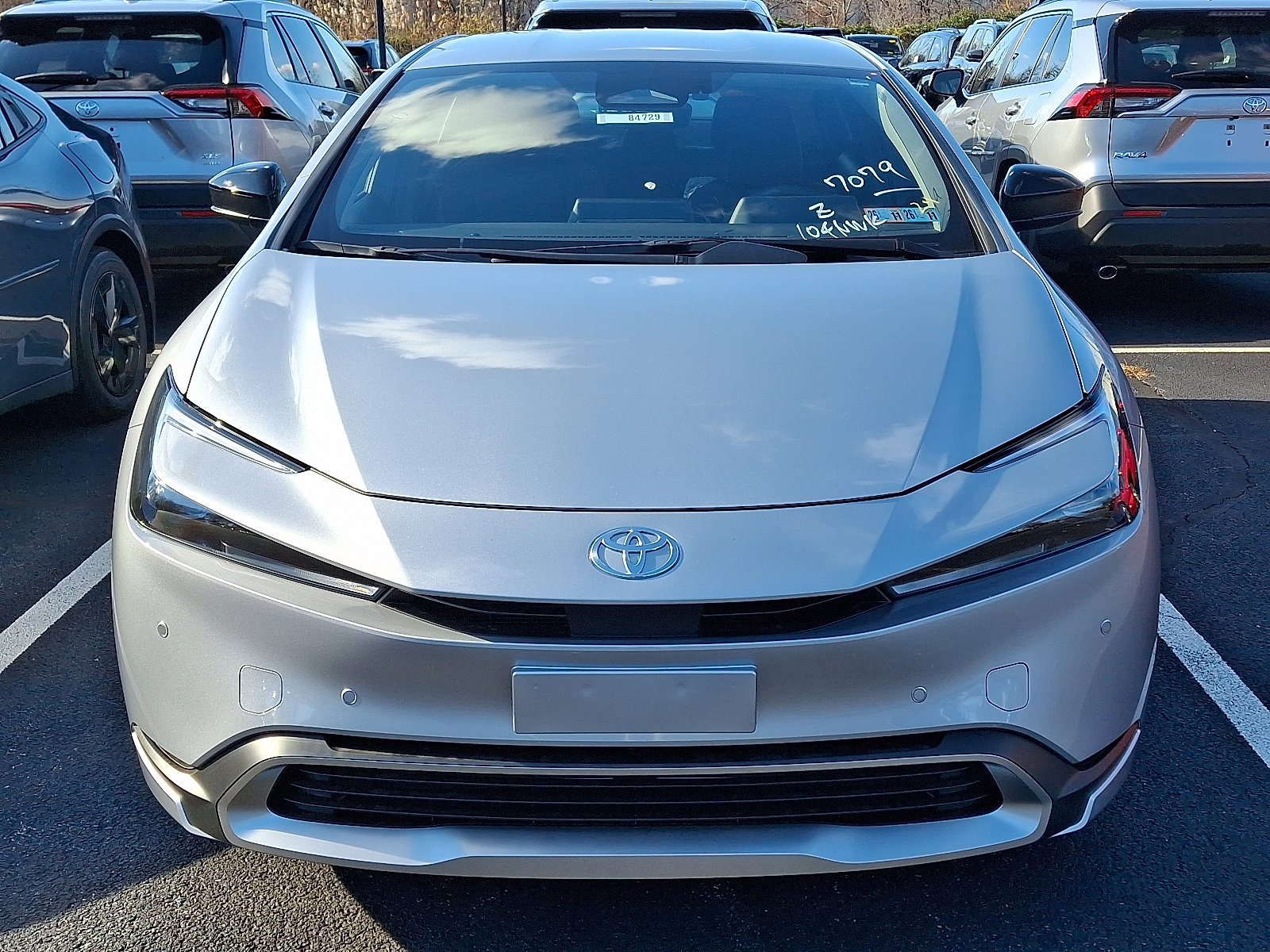 New 2026 Toyota Prius SE image 2
