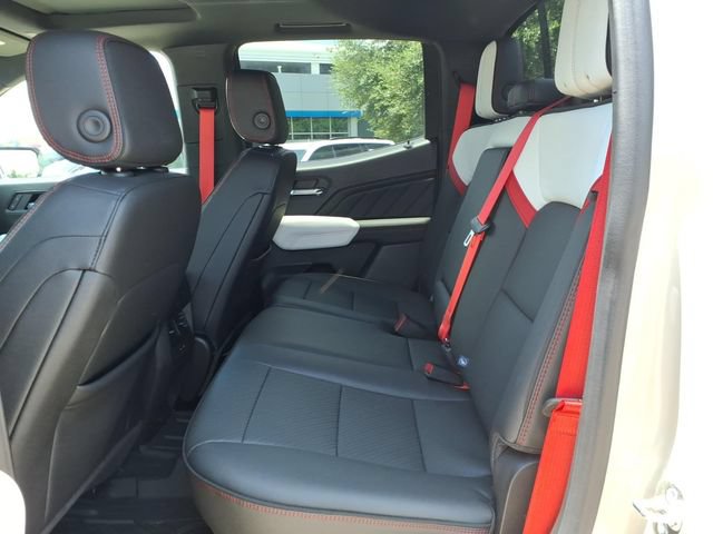 Used 2026 GMC Canyon AT4X w/ AT4X AEV Edition AWD/4WD image 19