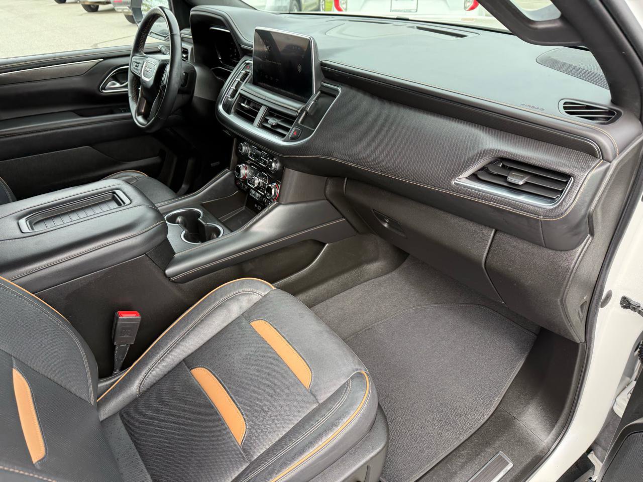 Used 2022 GMC Yukon AT4 w/ Max Trailering Package AWD/4WD image 21