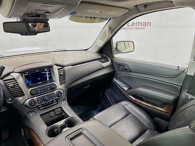 Used 2018 Chevrolet Suburban LT w/ LT Signature Package AWD/4WD image 27