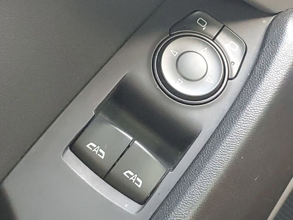 Used 2020 Chevrolet Camaro LS image 32