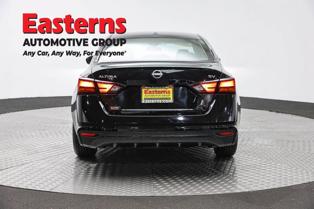Used 2024 Nissan Altima 2.5 SV FWD image 6