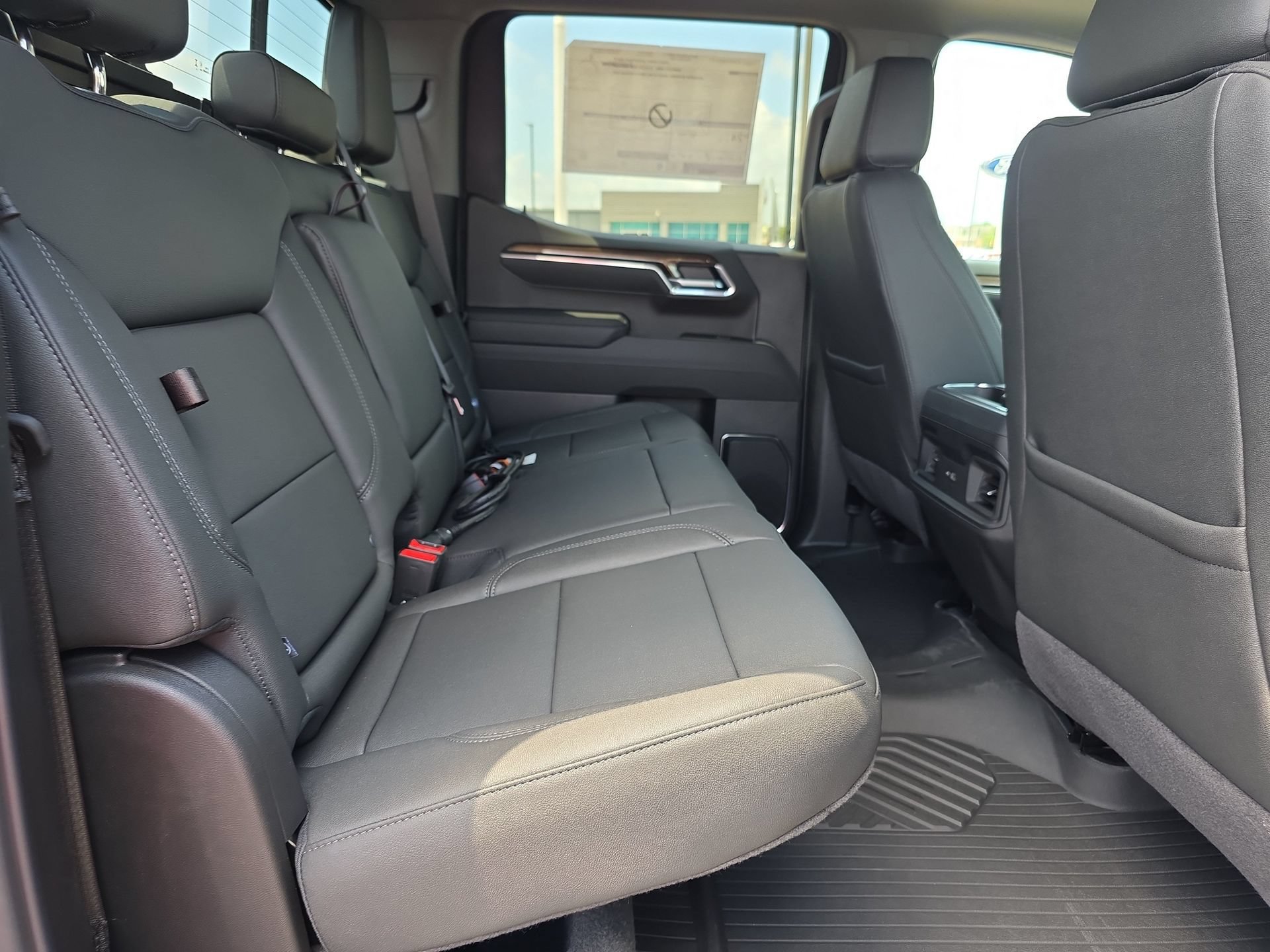 New 2026 Chevrolet Silverado 1500 LT Trail Boss w/ Convenience Package II AWD/4WD image 14