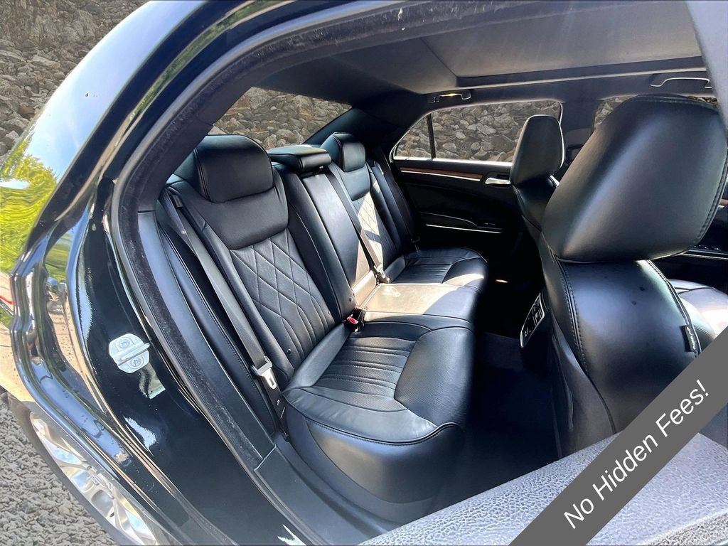 Used 2017 Chrysler 300 C Platinum AWD/4WD image 23