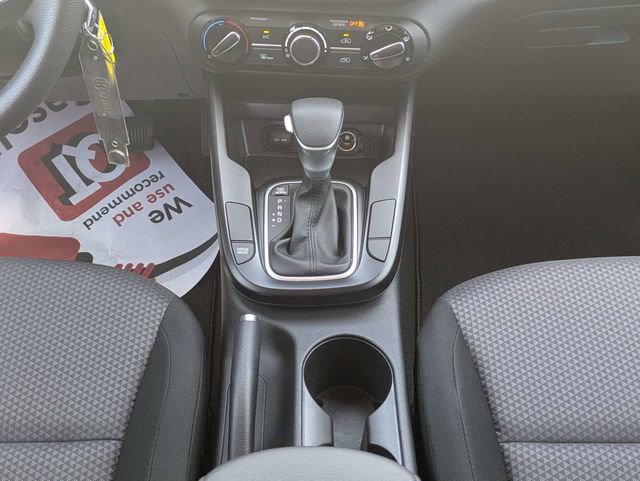 Used 2025 Kia Soul LX FWD image 18