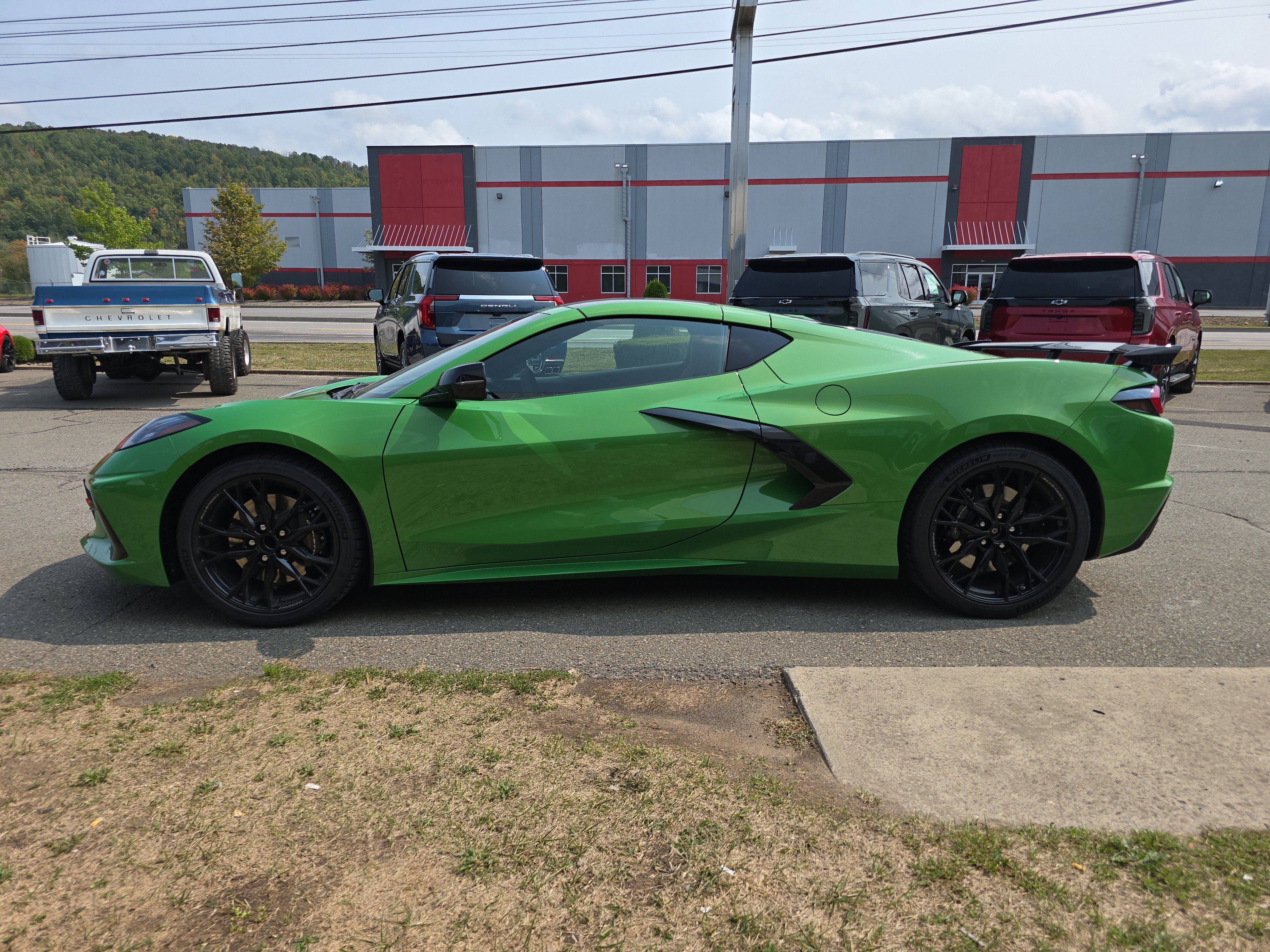 New 2026 Chevrolet Corvette Stingray Premium Cpe w/ Z51 Performance Package image 8