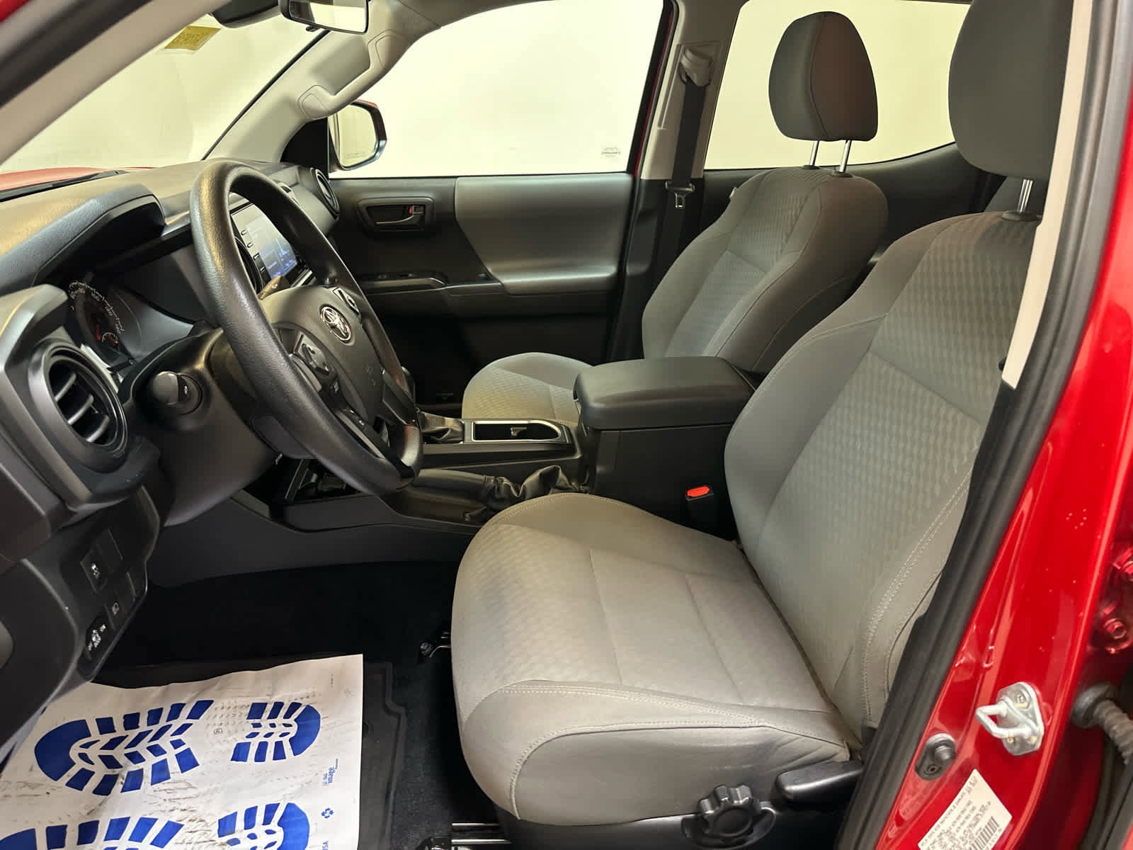 Used 2023 Toyota Tacoma SR AWD/4WD image 4