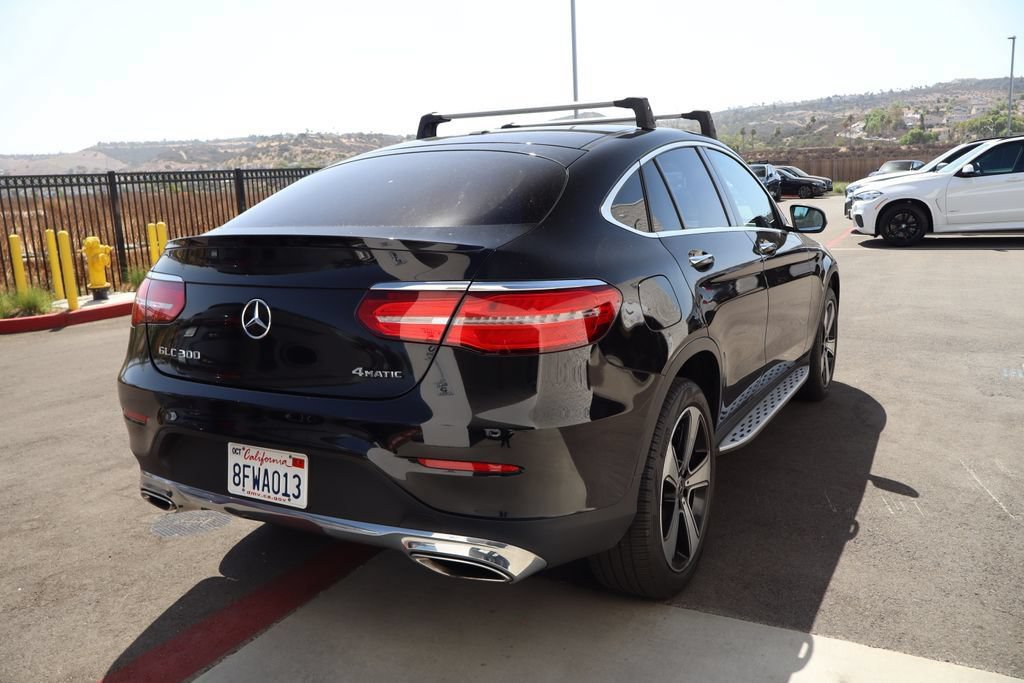 Used 2019 Mercedes-Benz GLC 300 4MATIC Coupe image 3