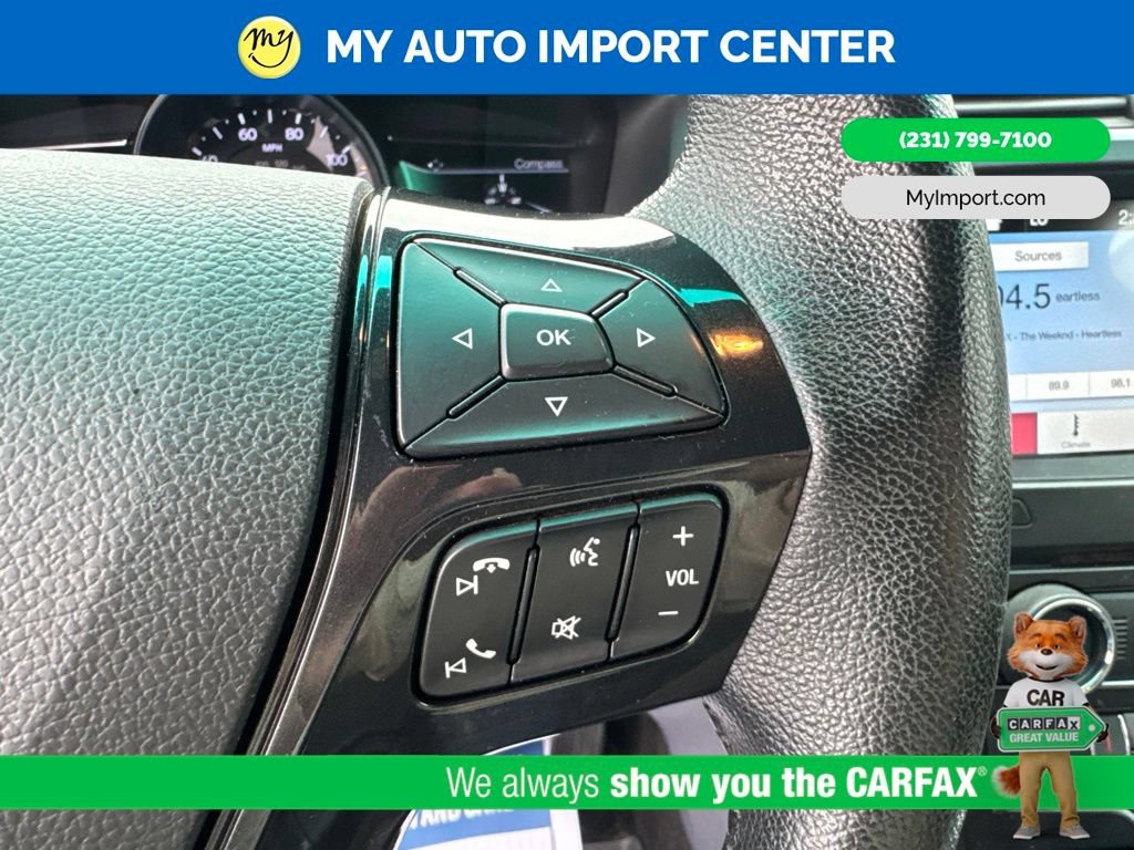 Used 2017 Ford Explorer XLT w/ Equipment Group 202A AWD/4WD image 17