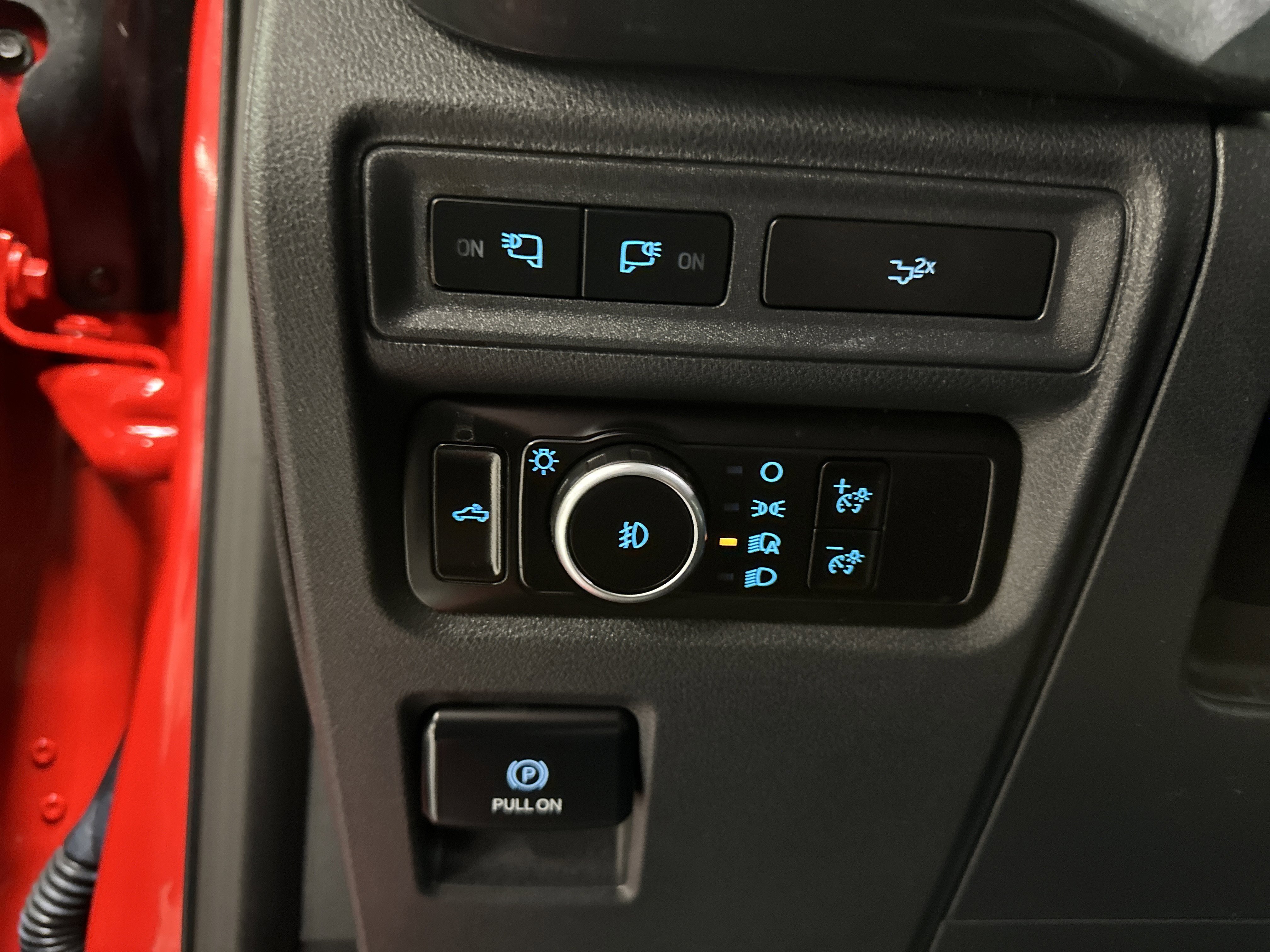 Certified 2023 Ford F150 XLT w/ Equipment Group 302A High image 24