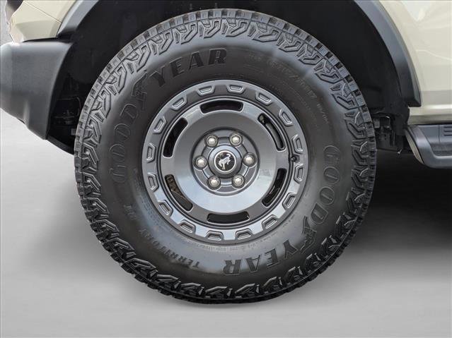 Used 2025 Ford Bronco Outer Banks w/ Sasquatch Package AWD/4WD image 27