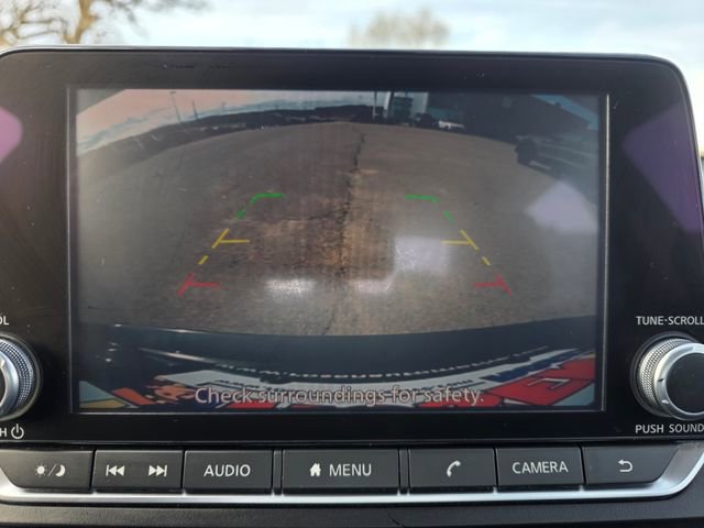 Used 2024 Nissan Altima 2.5 SV image 14