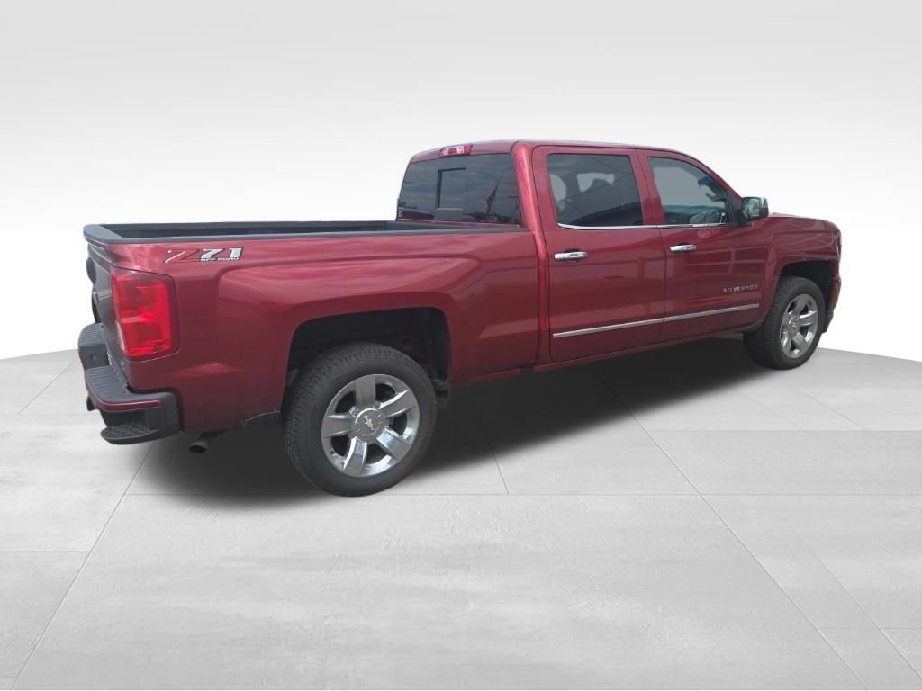 Used 2018 Chevrolet Silverado 1500 LTZ Z71 w/ LTZ Plus Package AWD/4WD image 4