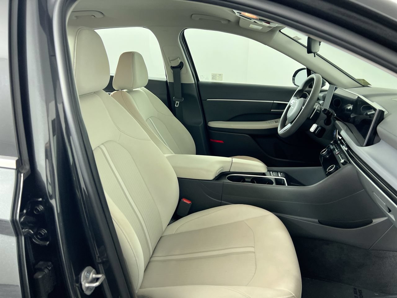 Used 2024 Hyundai Sonata SEL FWD image 27