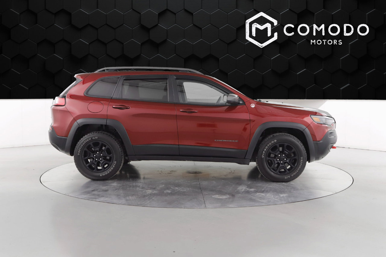 Used 2020 Jeep Cherokee Trailhawk w/ Cold Weather Group image 2
