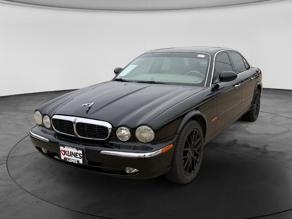 Used 2004 Jaguar XJ8 RWD image 4