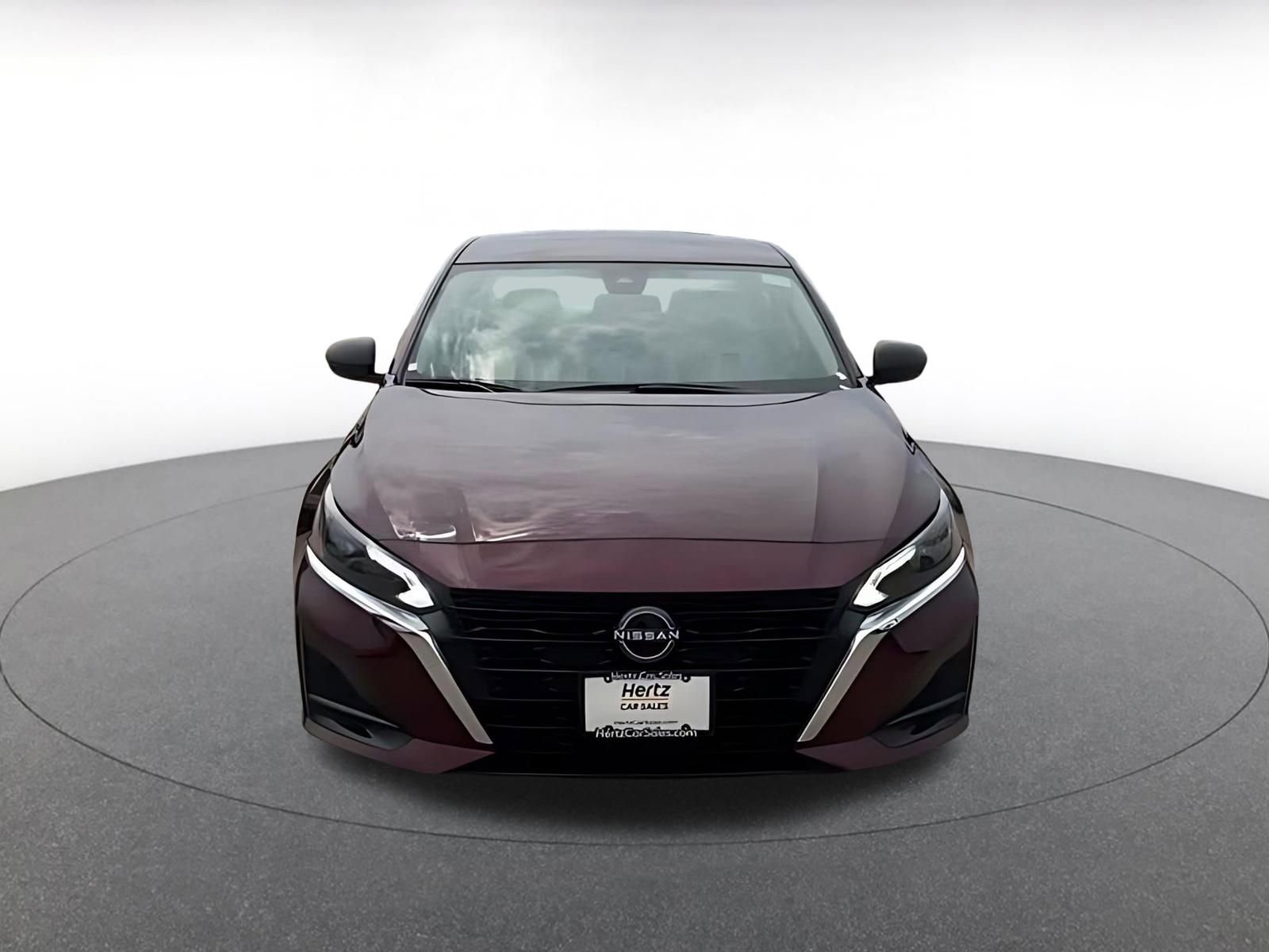 Used 2025 Nissan Altima 2.5 SV FWD image 4