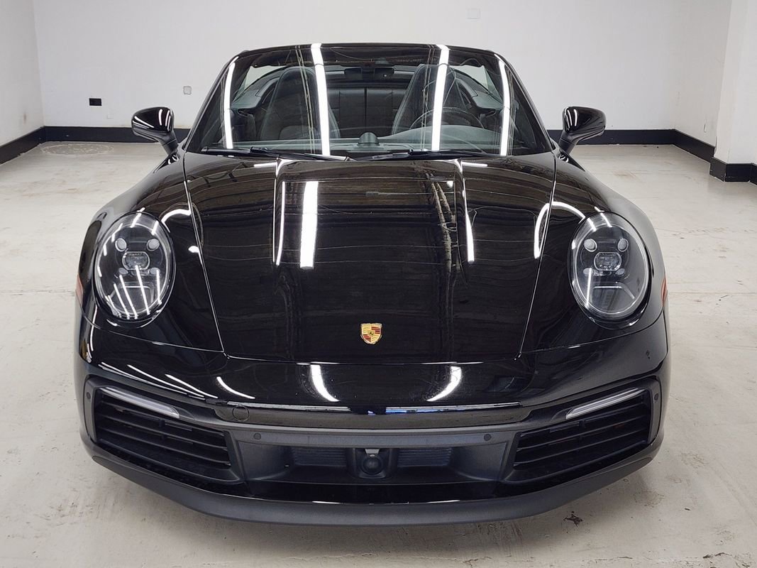 Used 2020 Porsche 911 Carrera 4S AWD/4WD image 3