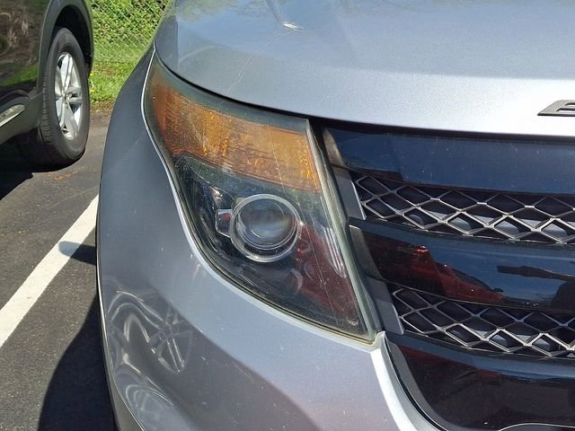 Used 2015 Ford Explorer Sport w/ Equipment Group 401A AWD/4WD image 5