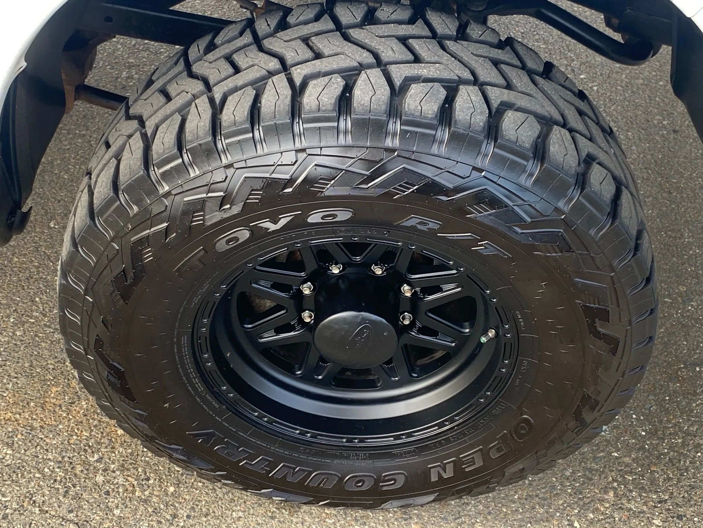 Used 2012 RAM 2500 ST w/ Chrome Appearance Group image 19