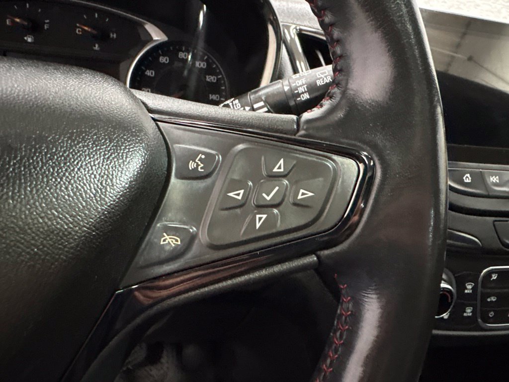 Used 2022 Chevrolet Equinox RS w/ RS Leather Package AWD/4WD image 24