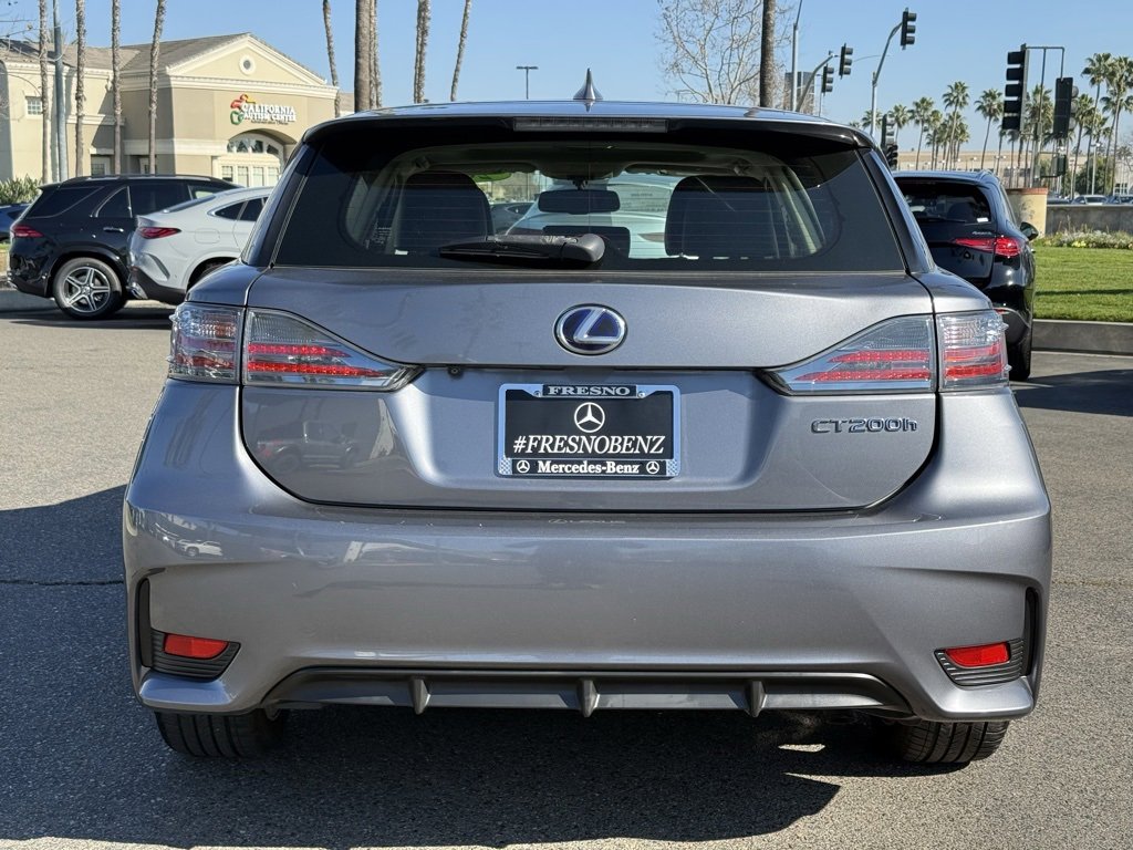 Used 2017 Lexus CT 200h image 19