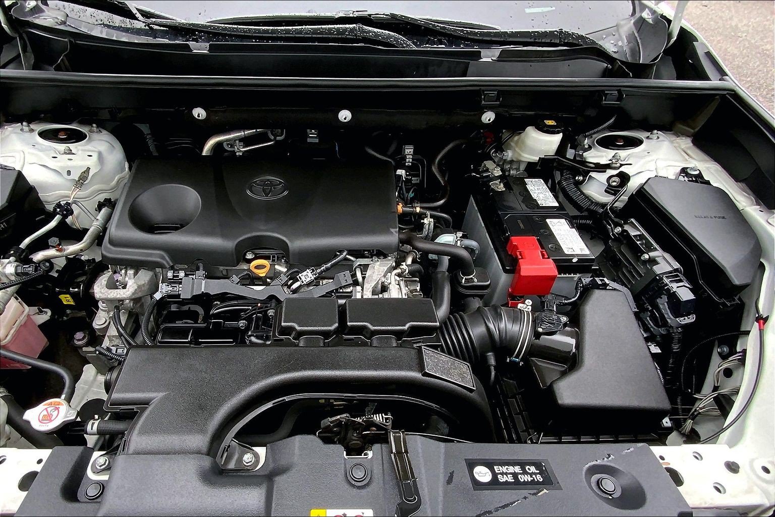 Used 2021 Toyota RAV4 XLE FWD image 13