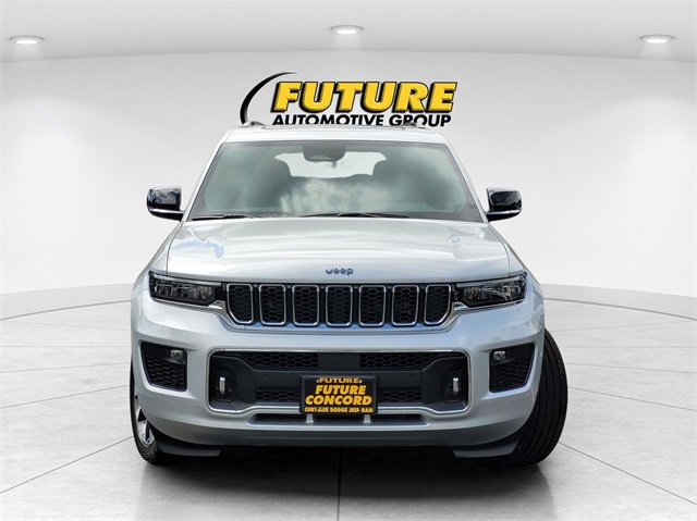 New 2024 Jeep Grand Cherokee L Overland w/ Trailer Tow Package image 2