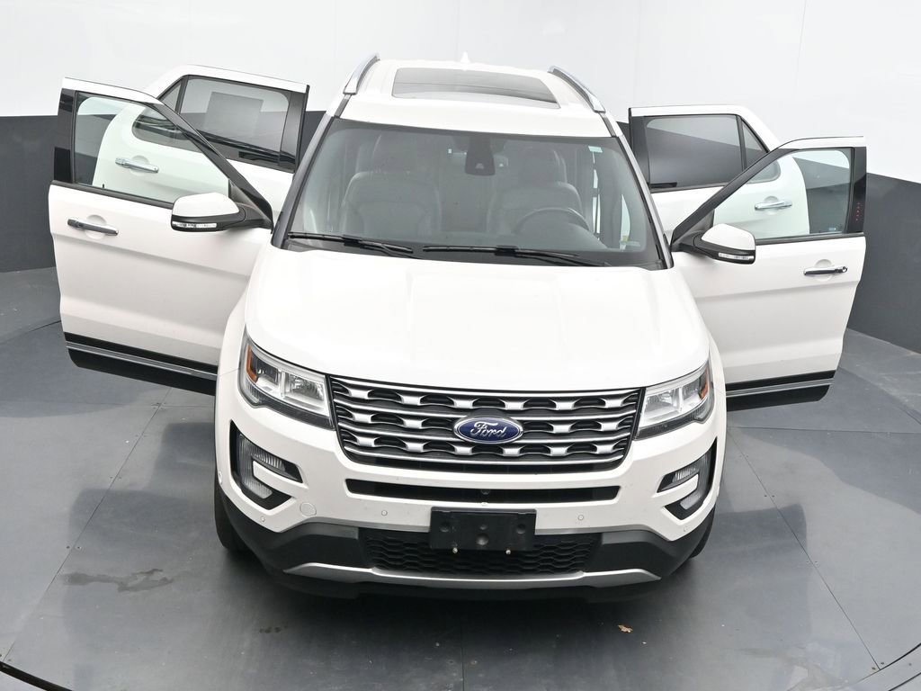 Used 2017 Ford Explorer Limited w/ Equipment Group 301A image 65