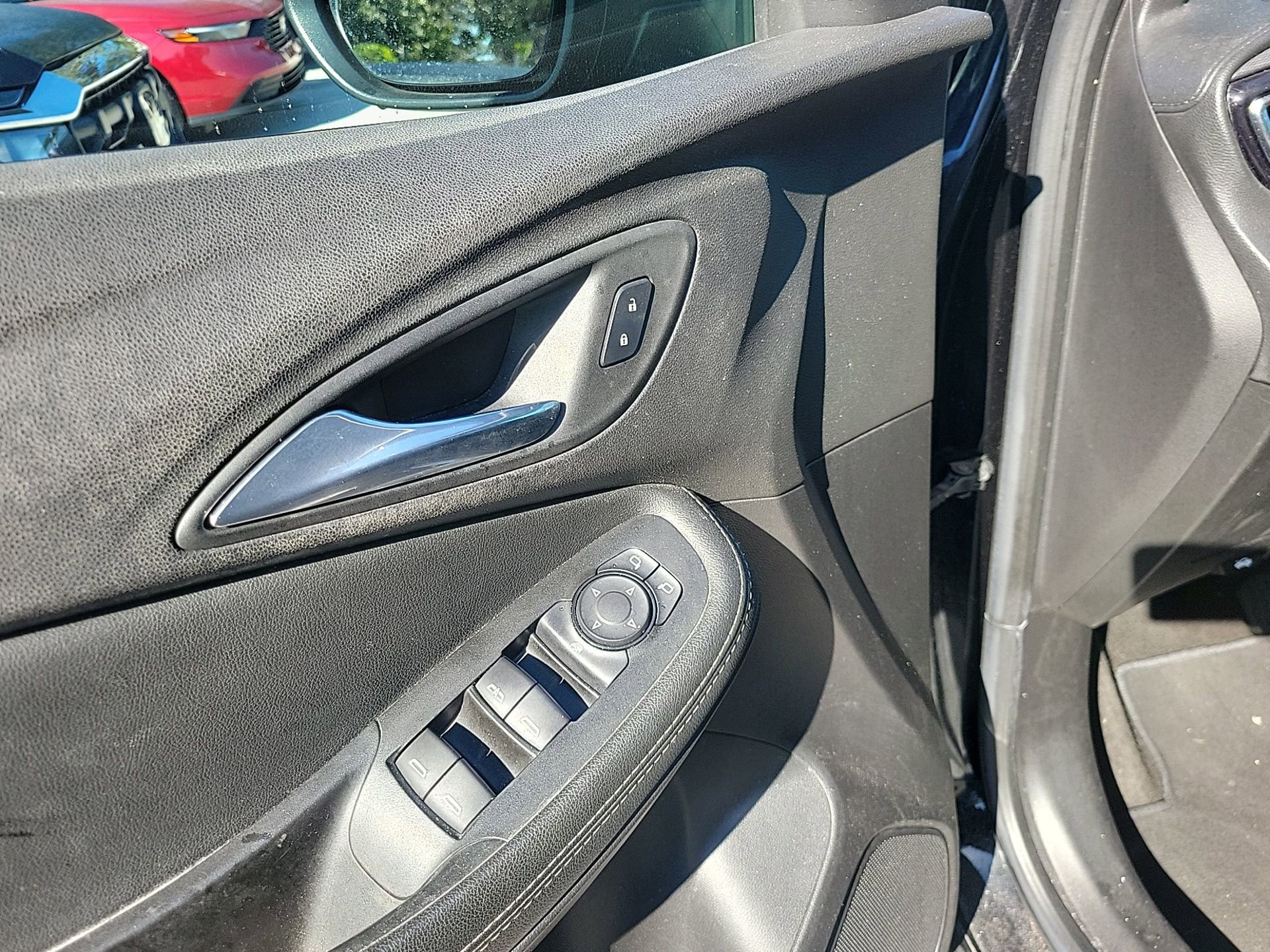 Used 2022 Buick Encore GX Select image 22