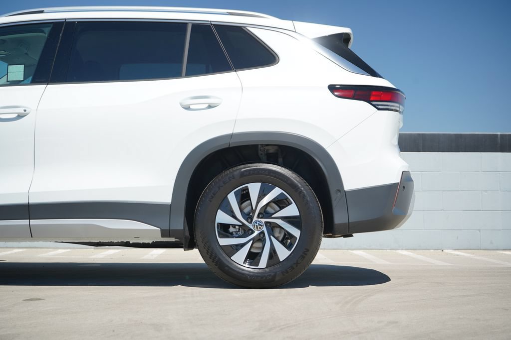 New 2026 Volkswagen Tiguan S FWD image 4