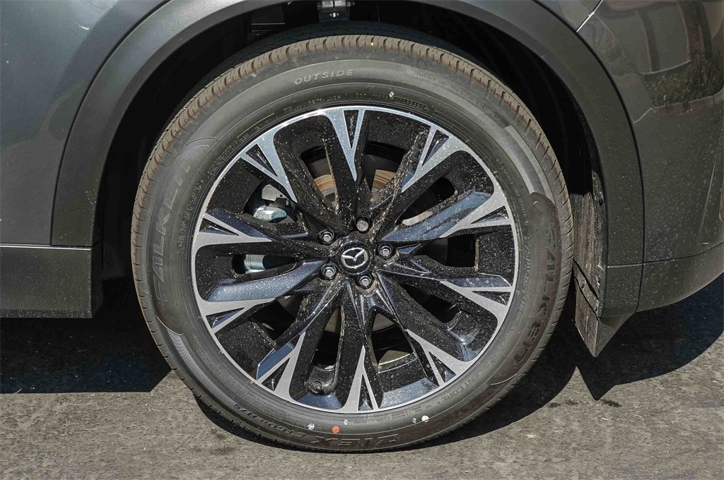 New 2025 MAZDA CX-90 Plug-In Hybrid w/ Premium Plus image 10