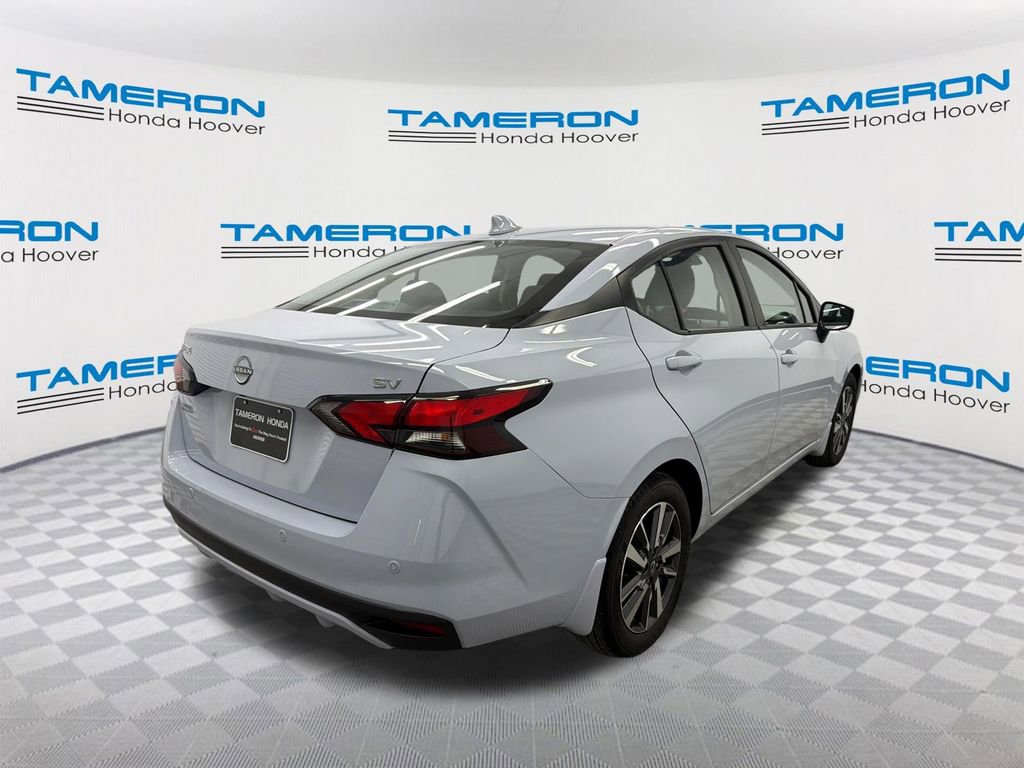 Used 2024 Nissan Versa SV w/ Trunk Package image 5