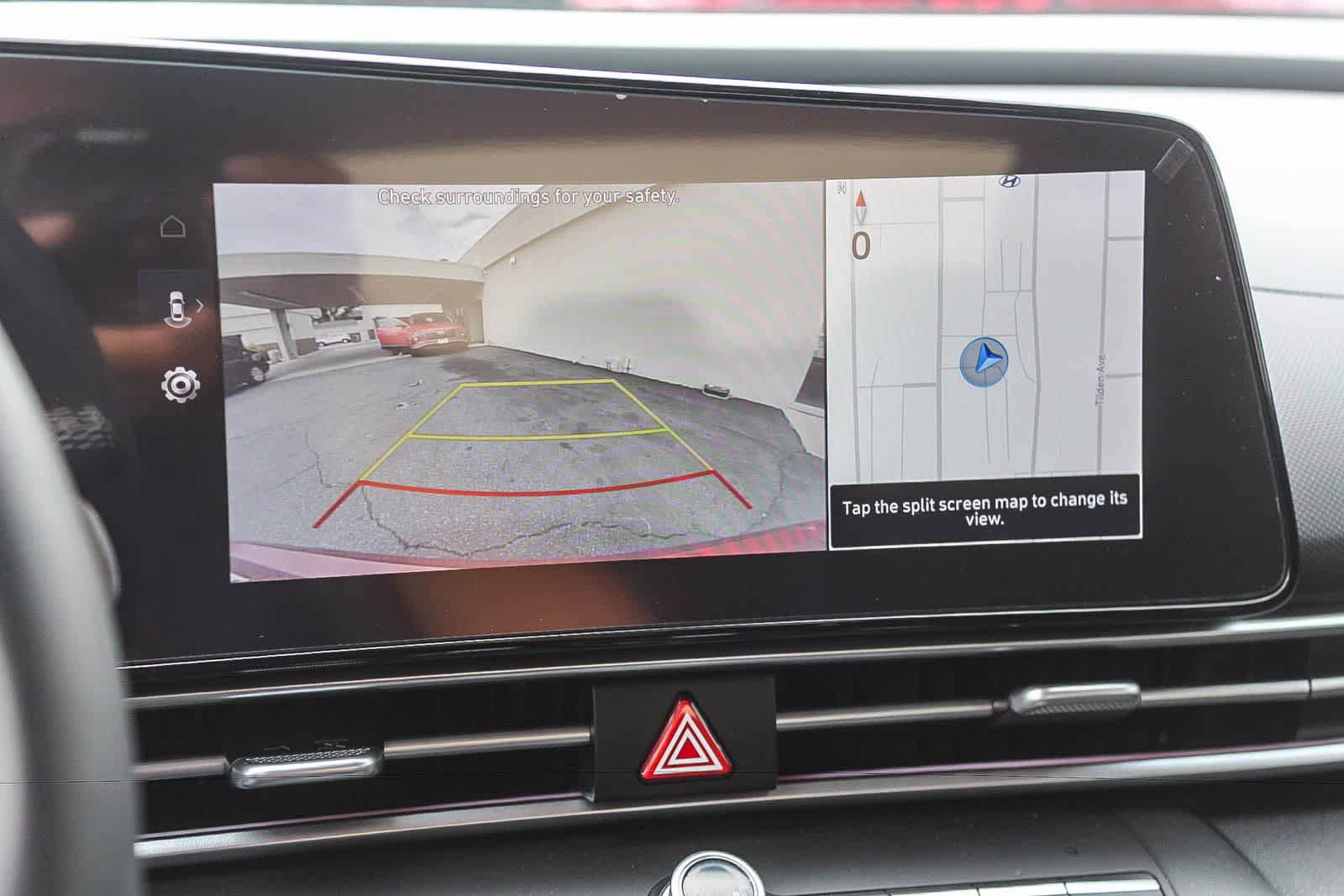 Certified 2025 Hyundai Elantra SEL FWD image 33