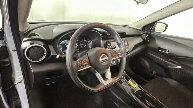 Used 2023 Nissan Kicks SV FWD image 13