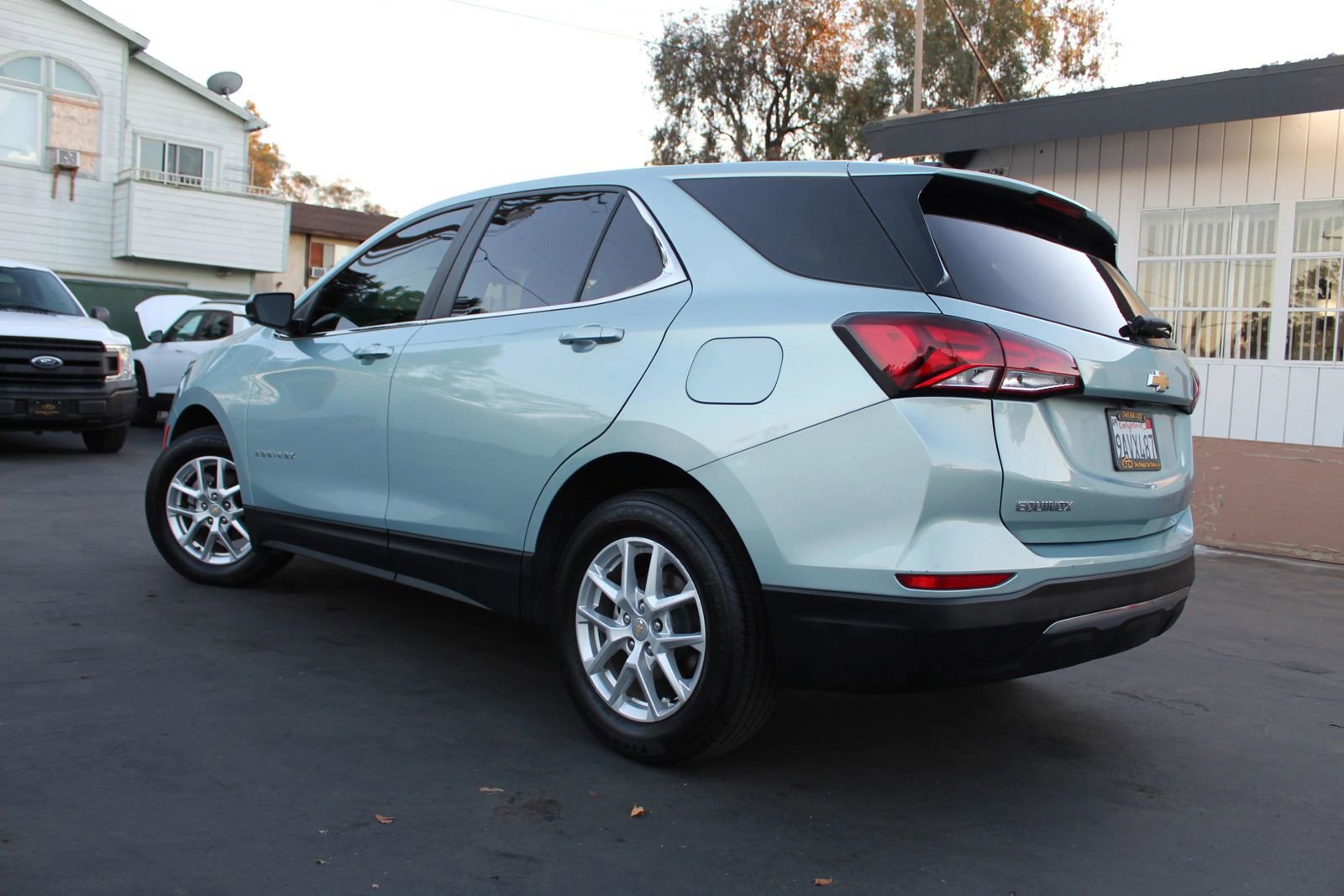 Used 2022 Chevrolet Equinox LT FWD image 3