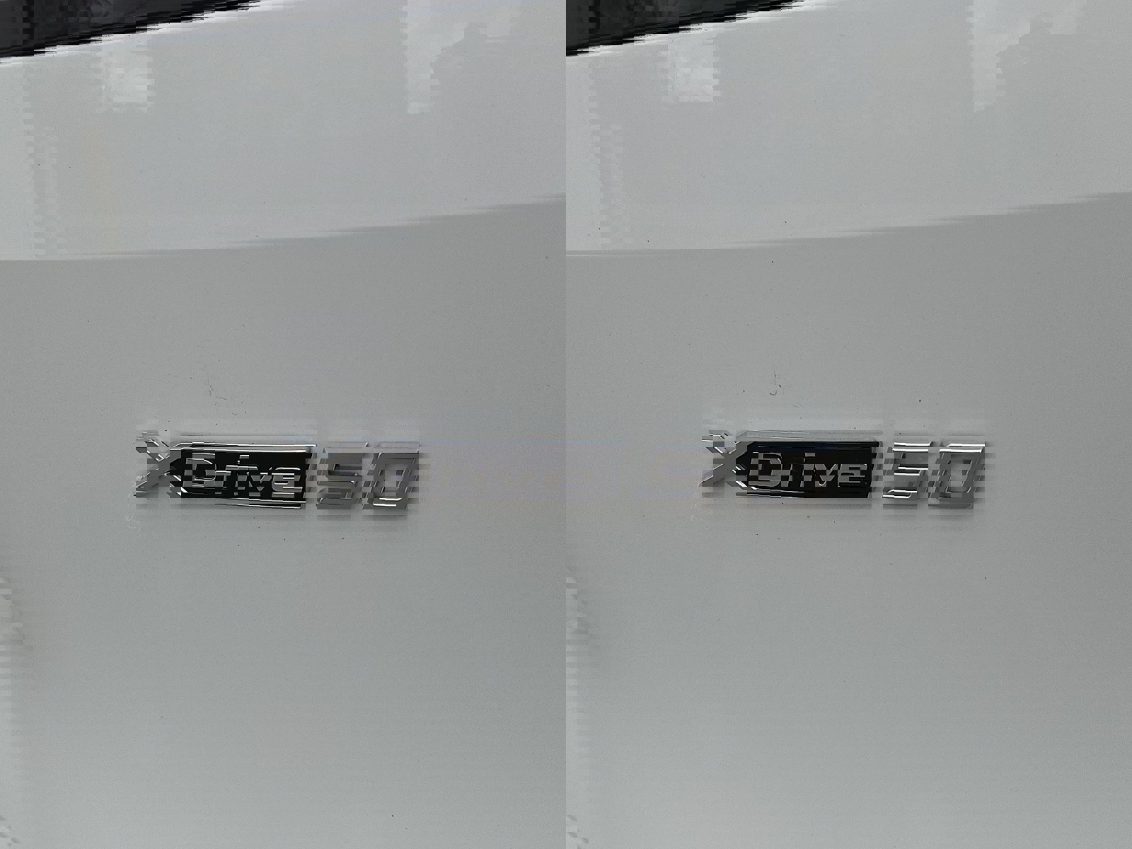 Used 2024 BMW iX xDrive50 w/ Sport Package image 32