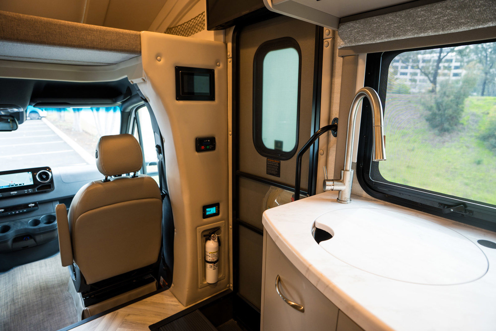 Used 2023 Mercedes-Benz Sprinter 4500 image 14