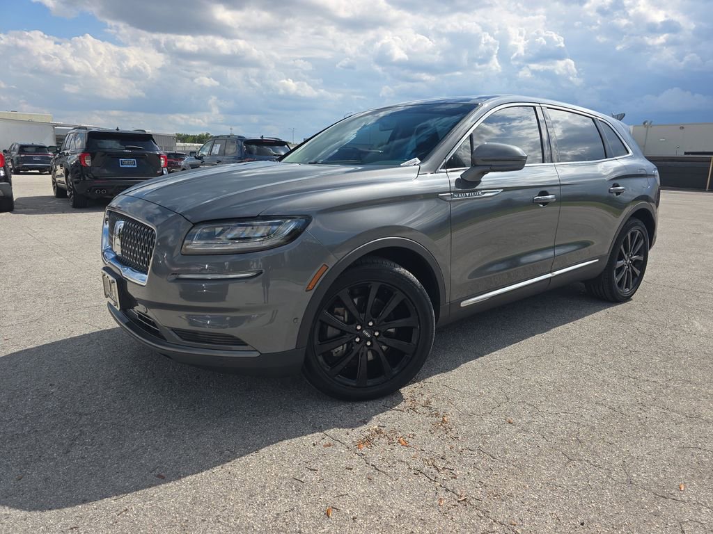 Used 2021 Lincoln Nautilus Reserve AWD/4WD image 30