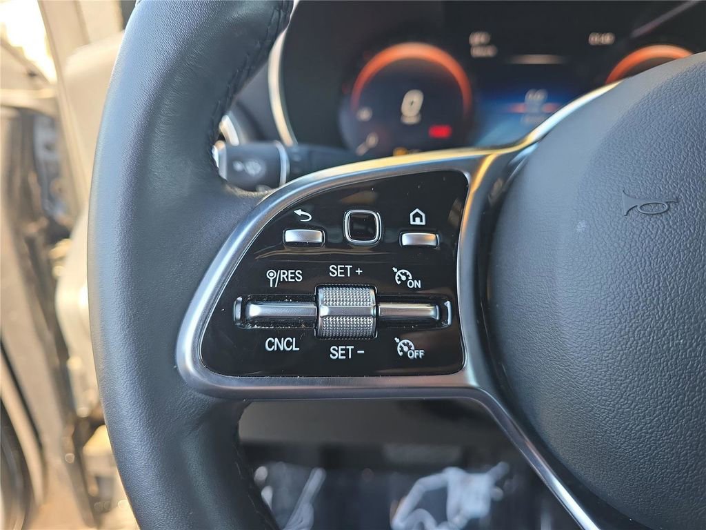 Used 2023 Mercedes-Benz GLC 300 4MATIC Coupe image 24