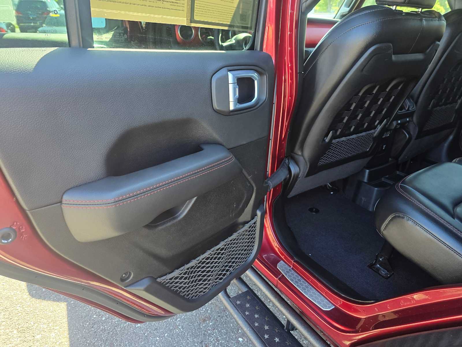 Used 2021 Jeep Wrangler Unlimited Rubicon AWD/4WD image 16