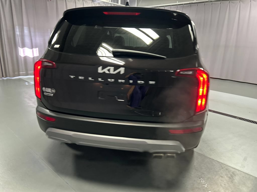 Used 2022 Kia Telluride S AWD/4WD image 6
