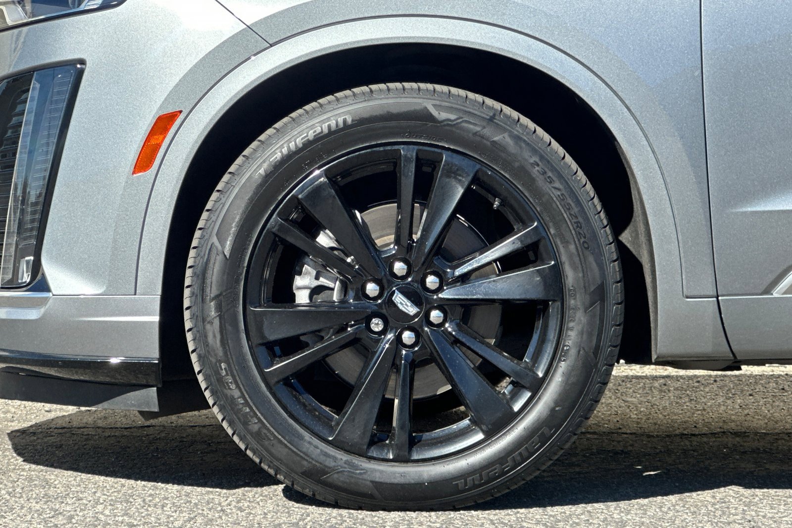 Used 2024 Cadillac XT6 Premium Luxury image 39