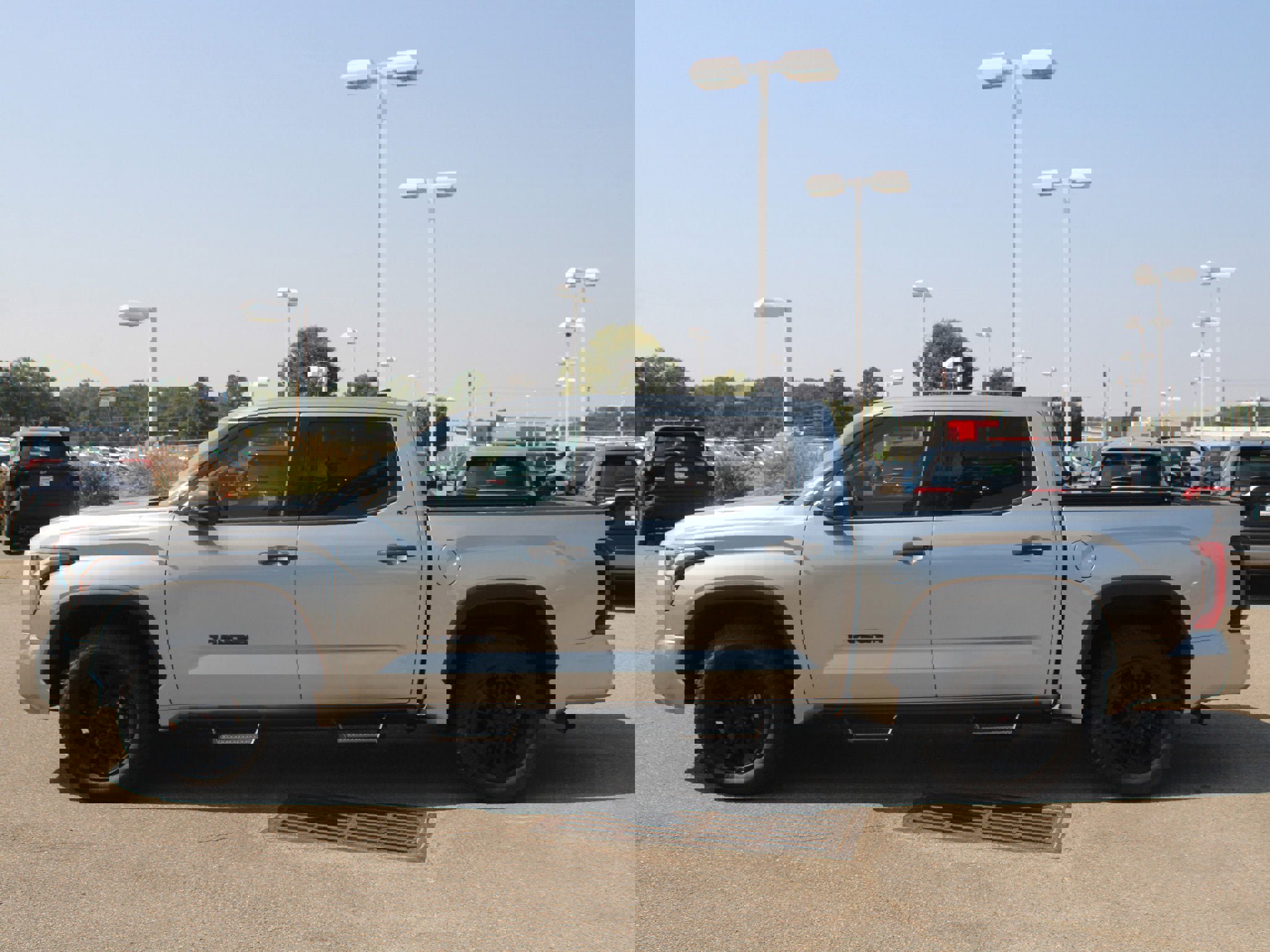 Used 2022 Toyota Tundra SR5 image 11