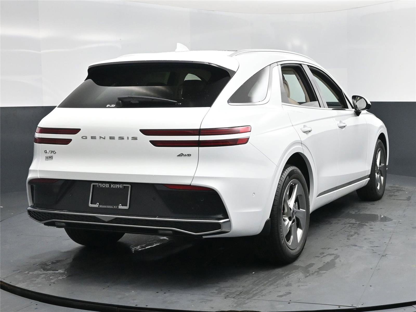 New 2026 Genesis GV70 2.5T Advanced image 10