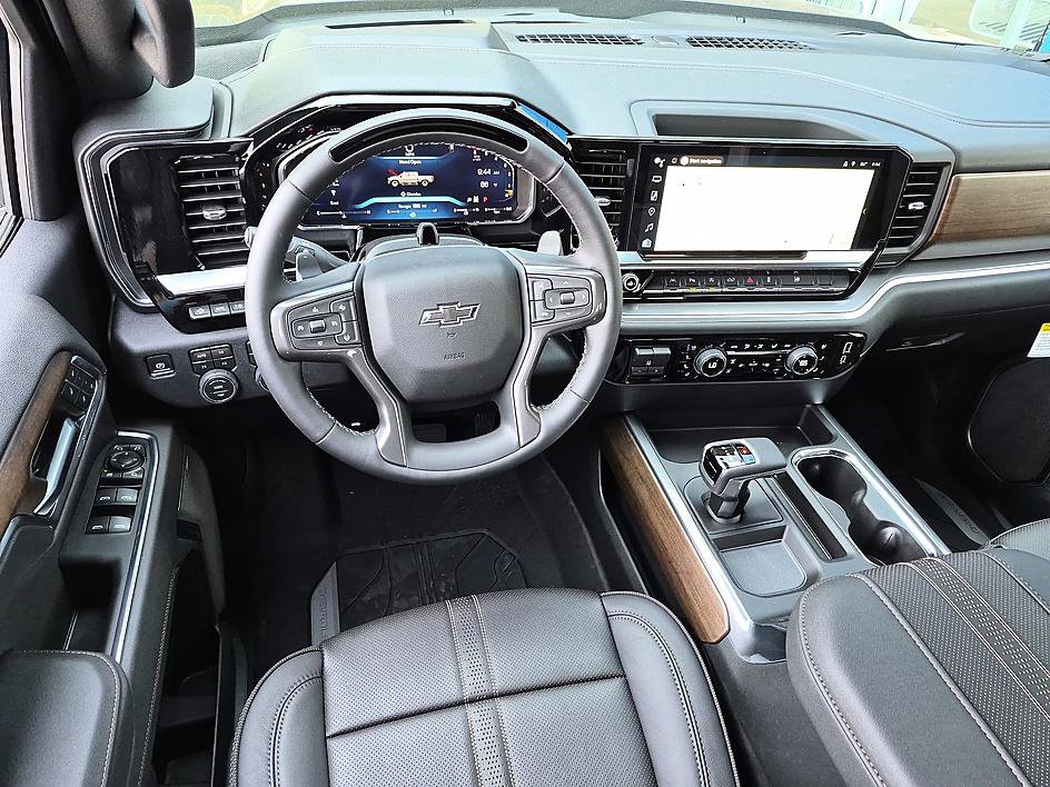 New 2026 Chevrolet Silverado 1500 High Country w/ High Country Premium Package AWD/4WD image 31