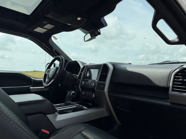 Used 2019 Ford F150 Lariat w/ Equipment Group 502A Luxury AWD/4WD image 16
