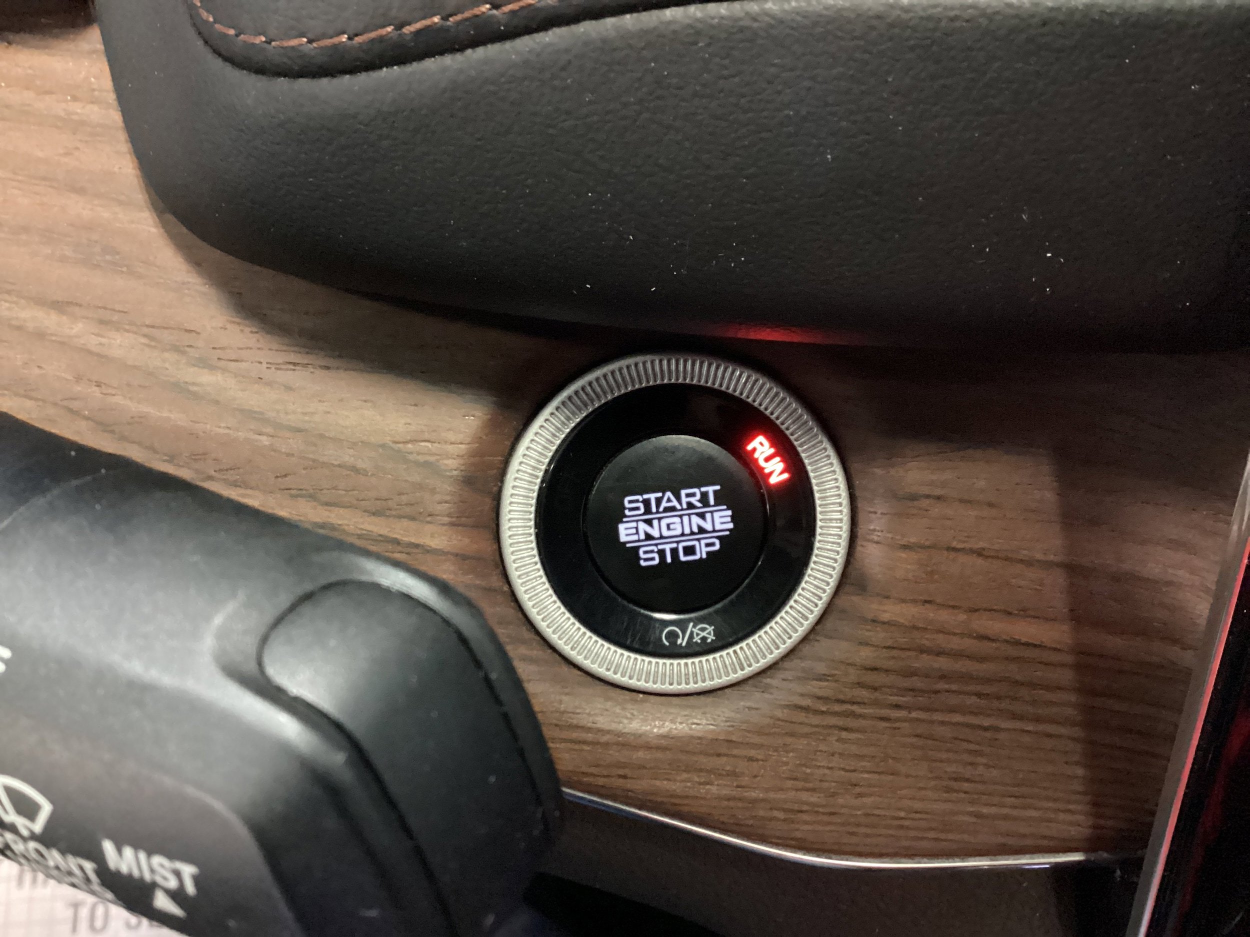 Used 2024 Jeep Grand Cherokee L Summit w/ Advanced Protech Group IV image 29
