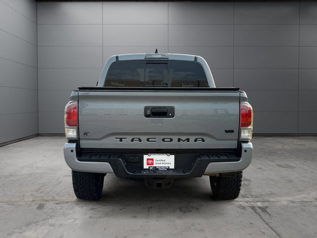 Certified 2020 Toyota Tacoma TRD Sport w/ TRD Premium Sport Package AWD/4WD image 4