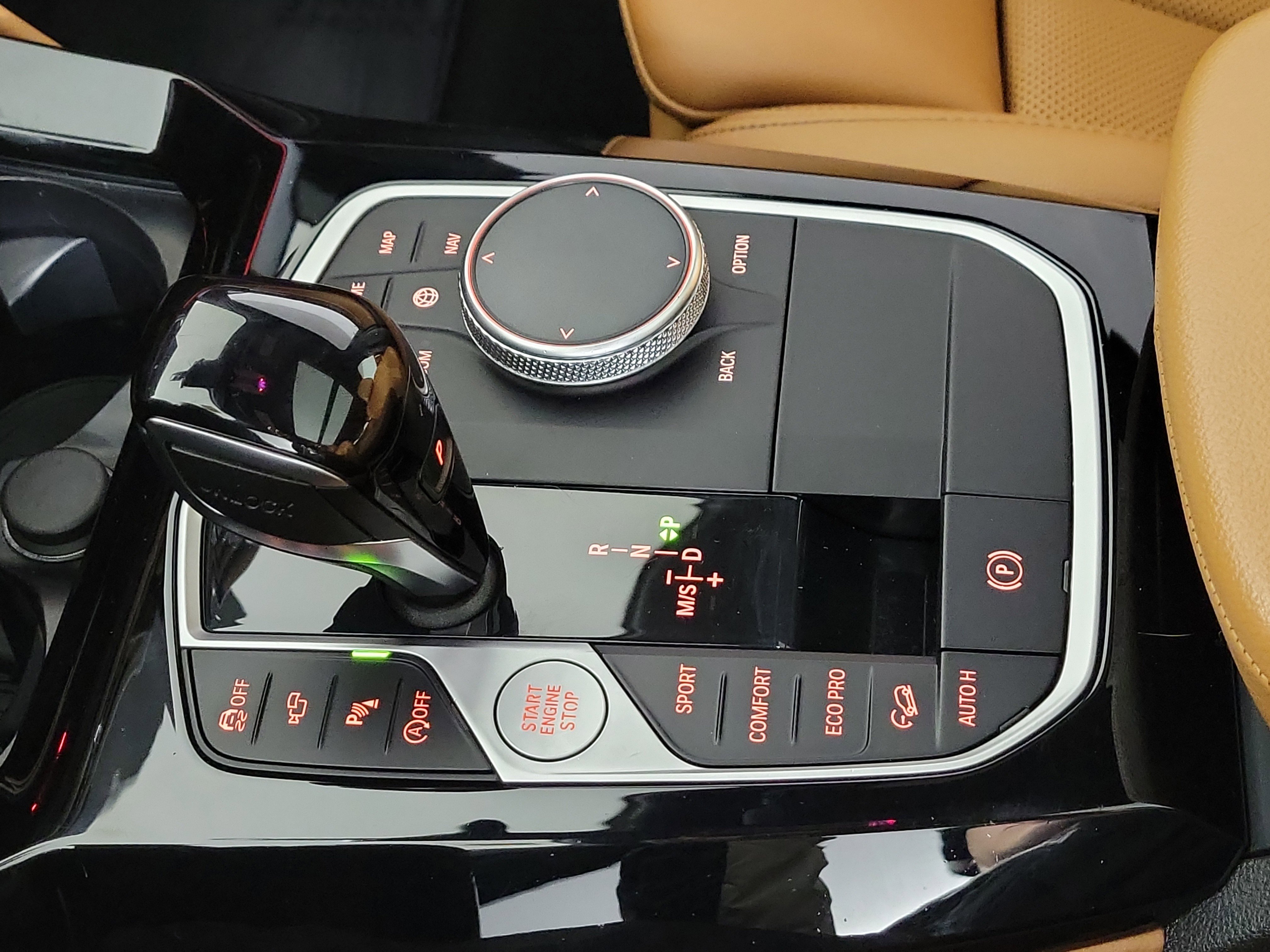 Used 2022 BMW X4 xDrive30i w/ M Sport Package image 22